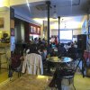 café